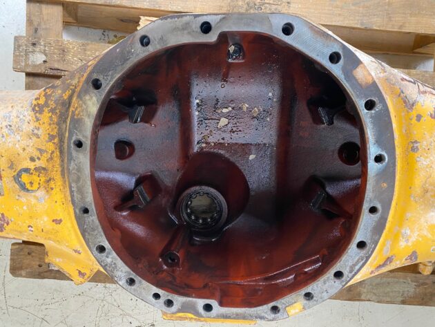 VOLVO  A40D  11102505 - CARCASA DEL EJE INTERMEDIARIO - Imagen 6
