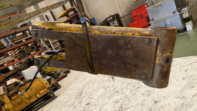 KOMATSU PC340NLC-6K - 207-70-53110 - CENTER LINK TO BUCKET - Image 2