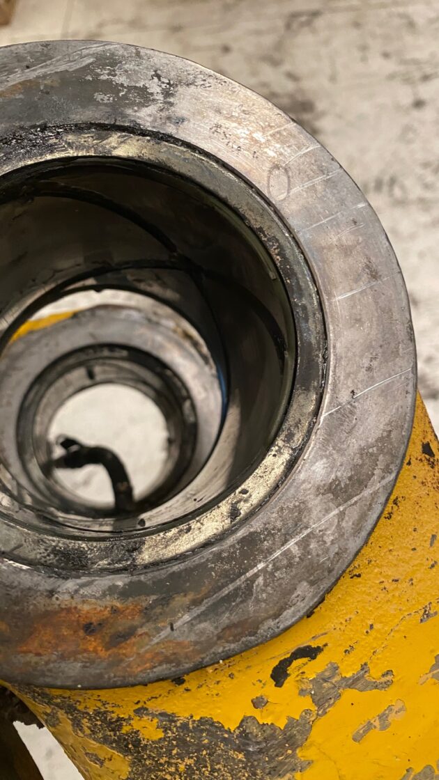 KOMATSU PC340NLC-6K - 207-70-53110 - CENTER LINK TO BUCKET - Image 5