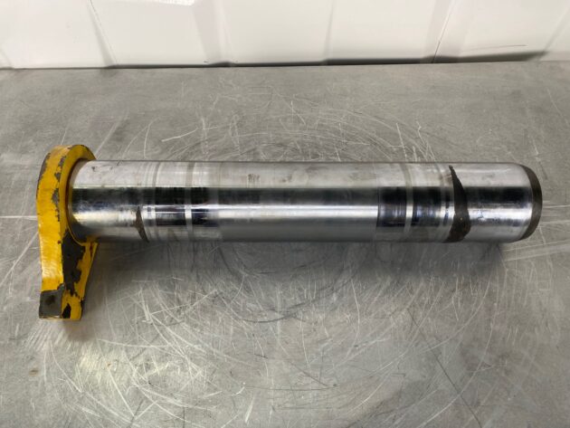 KOMATSU PC210-8 -  - PIN FOR GRABING THE BOOM TO THE ROCKER