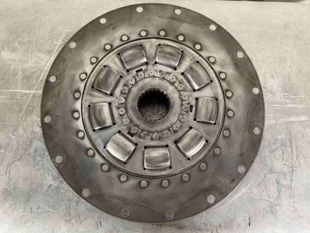 LIEBHERR  R954CHD LITRONIC  5610755 - PLATO DE ARRASTRE DE BOMBAS - Imagen 2