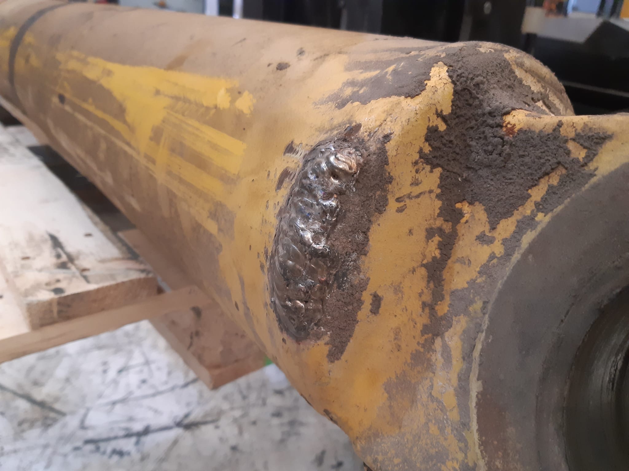 HYUNDAI ROBEX 450LC-7 - - BOOM CYLINDER - Image 5