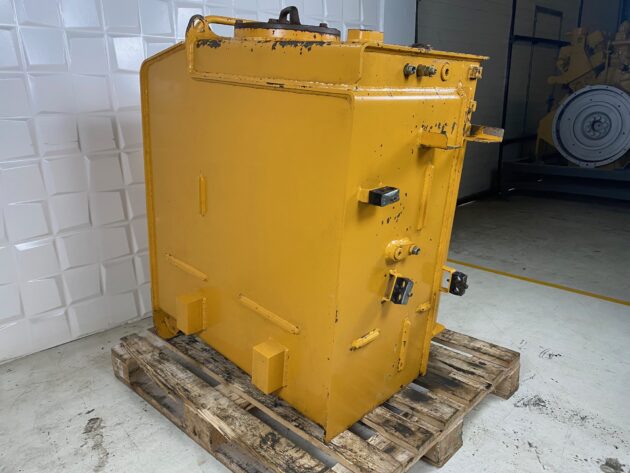 LIEBHERR  R934CHDSL LITRONIC  10062094 - DEPÓSITO DE ACEITE HIDRÁULICO - Imagen 5