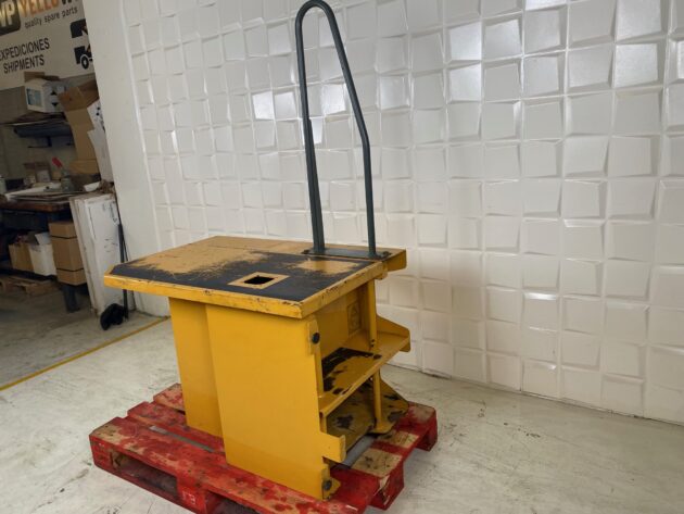 LIEBHERR R934CHDSL LITRONIC - 10064828 - BOX STORAGE - Image 5