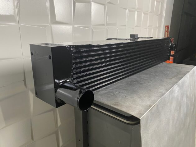 JCB  JS330  30/926631 - ENFRIADOR DEL INTERCOOLER - Imagen 3