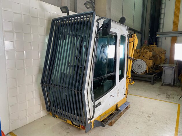 LIEBHERR  A904 IND.  7022480 - CABINA - Imagen 2