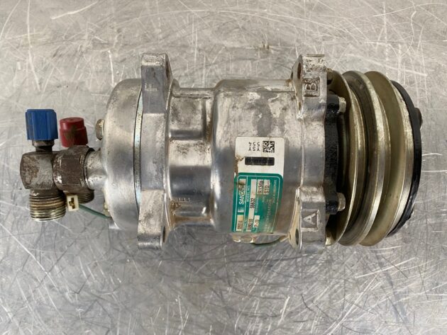 LIEBHERR  A904 IND.  5611989 - COMPRESOR DE AIRE ACONDICIONADO - Imagen 6