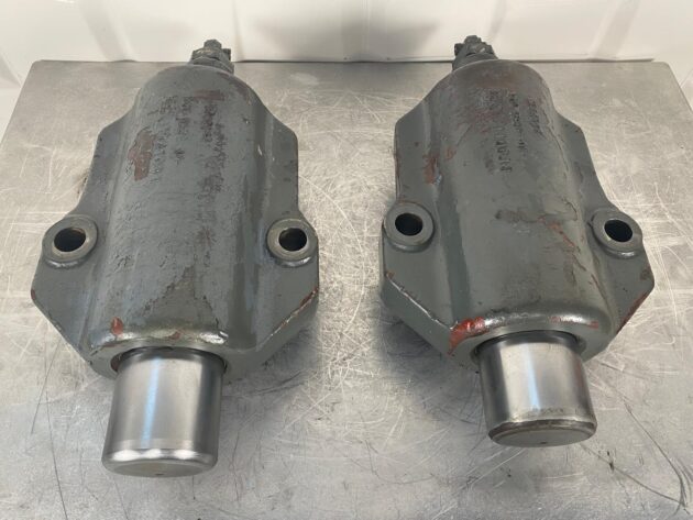 LIEBHERR  A904 IND.  9246652 - BOTELLA ESTABILIZADORA DEL EJE