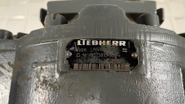 LIEBHERR  A904 IND.  9073810 - MOTOR DE TRANSLACIÓN LMV100 - Imagen 9
