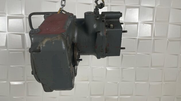 LIEBHERR  A904 IND.  5008264 - CAJA DE CAMBIOS 2HL100 - Imagen 2