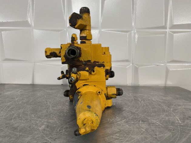 VOLVO  A30C  11053869 - DISTRIBUIDOR DE DIRECCIÓN - Imagen 5