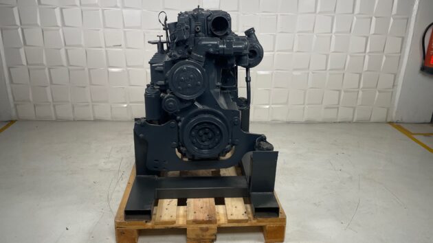 LIEBHERR  A314 LITRONIC  9600535 - MOTOR TÉRMICO DEUTZ BF4M1013EC - Imagen 4