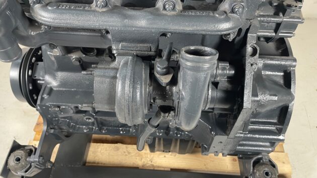 LIEBHERR  A314 LITRONIC  9600535 - MOTOR TÉRMICO DEUTZ BF4M1013EC - Imagen 7