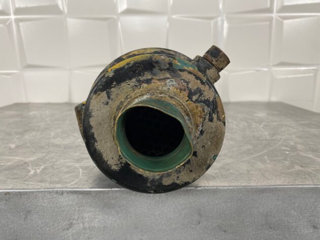 VOLVO  A30C  11033553 - RADIADOR DE ACEITE - Imagen 3