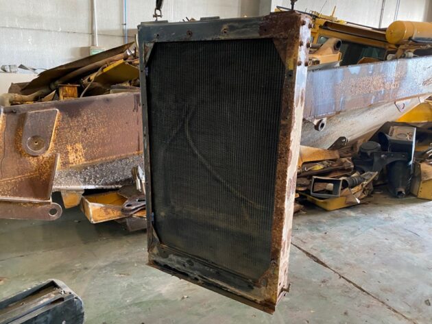 VOLVO  A30C  4775484 - RADIADOR DE AGUA - Imagen 3
