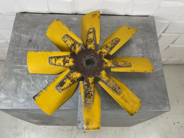 VOLVO  A30C  1674069 - ASPAS DEL VENTILADOR - Imagen 4