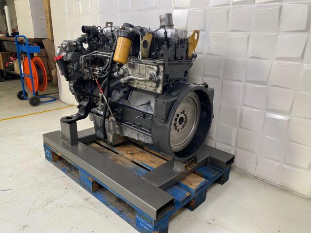 CATERPILLAR  930G  254-2128 / 295-9747 - MOTOR TÉRMICO 3056E - Imagen 3