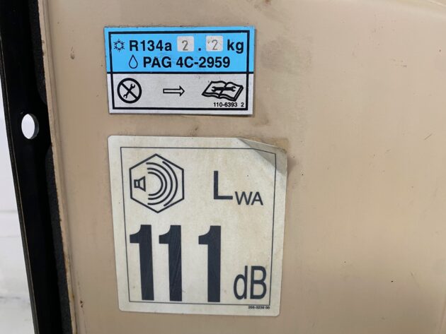 CATERPILLAR  385B  133-0022 - PUERTA DE CABINA - Imagen 5