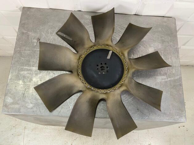 CATERPILLAR  930G  185-1046 - ASPAS DEL VENTILADOR - Imagen 5