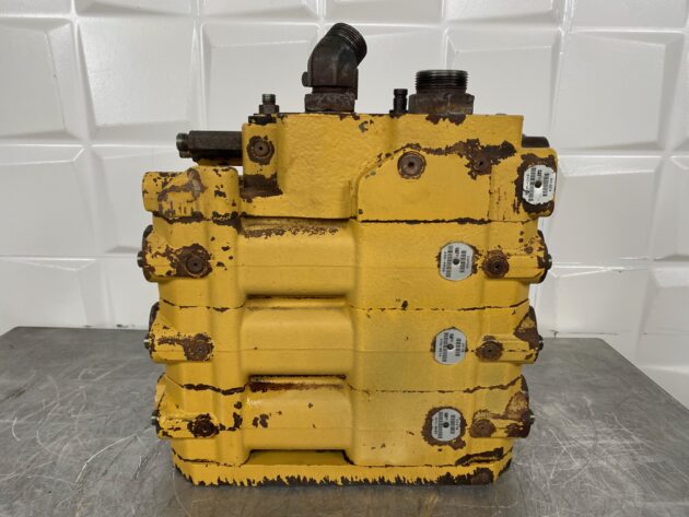 CATERPILLAR  930G  240-1686 - DISTRIBUIDOR DE PALA - Imagen 4