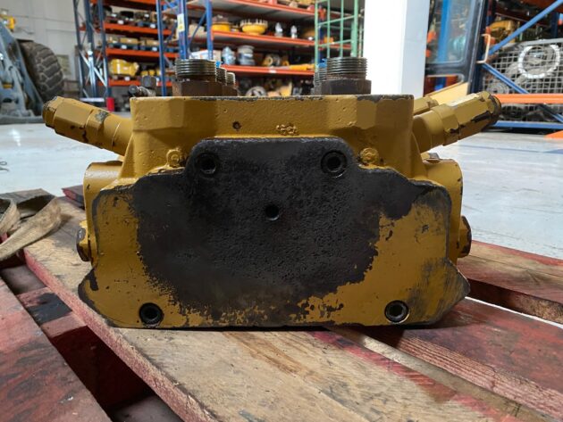 CATERPILLAR  930G  240-1686 - DISTRIBUIDOR DE PALA - Imagen 7