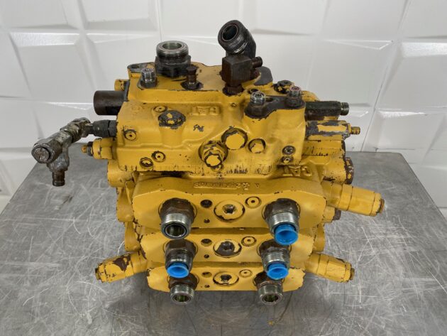 CATERPILLAR  930G  240-1686 - DISTRIBUIDOR DE PALA