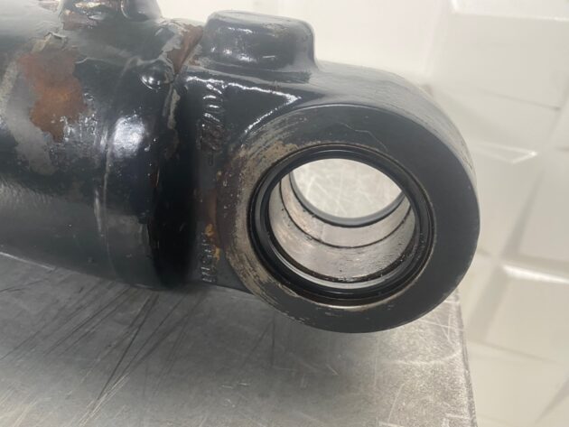 KOMATSU WA380-5H - 423-63-H1200 - STEERING CYLINDER - Image 7