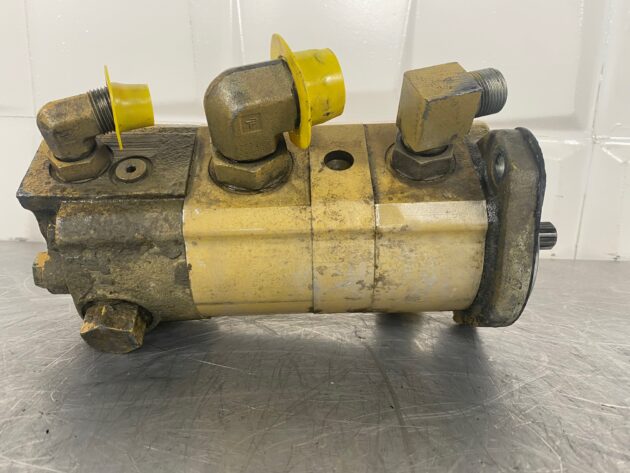 CATERPILLAR 771D - 154-3023 - AUXILIARY STEERING PUMP - Image 2