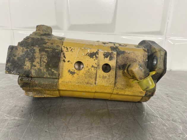 CATERPILLAR 771D - 154-3023 - AUXILIARY STEERING PUMP - Image 7