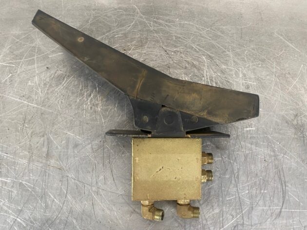 CATERPILLAR M320 - 112-5704 - IMPLEMENT PEDAL - Image 6