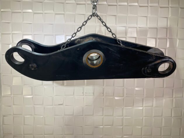 CATERPILLAR  930G  235-7350 - LEVER DELANTERA DE VOLTEO - Imagen 3