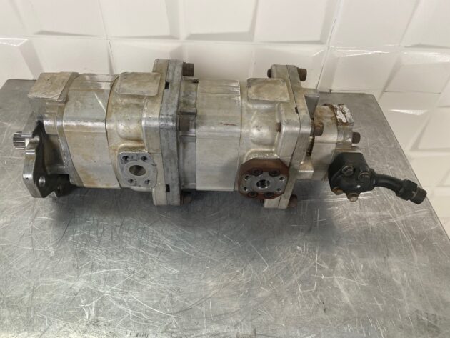 KOMATSU WA380-5H - 705-55-33080 - MAIN HYDRAULIC PUMP
