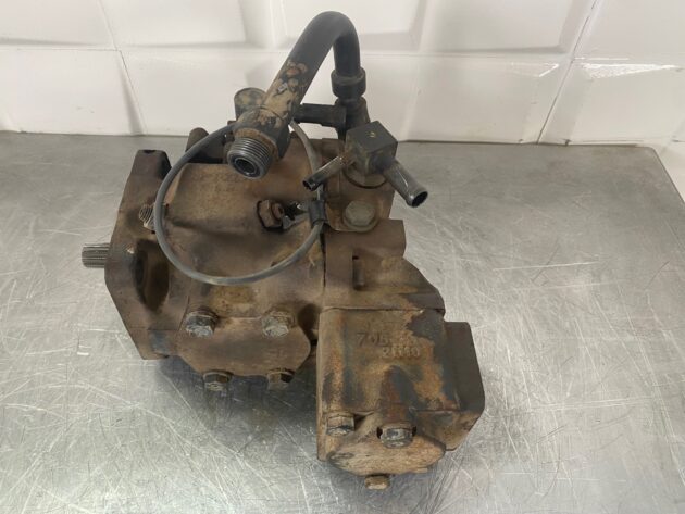 KOMATSU WA380-5H - 708-1S-00230 - FAN PUMP