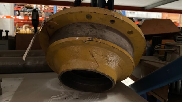 CATERPILLAR  988B  3K-9604 - SOPORTE COJINETE CENTRAL - Imagen 2