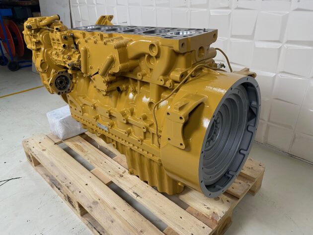CATERPILLAR  M322D  242-1350 - MOTOR TÉRMICO C6.6 (BLOQUE CORTO) - Imagen 3