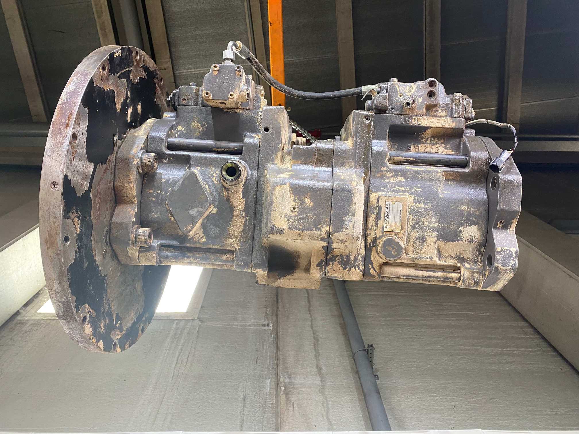 VOLVO EC460BLC 14508164 - BOMBA HIDRÁULICA PRINCIPAL TBP180DTH - Imagen 7