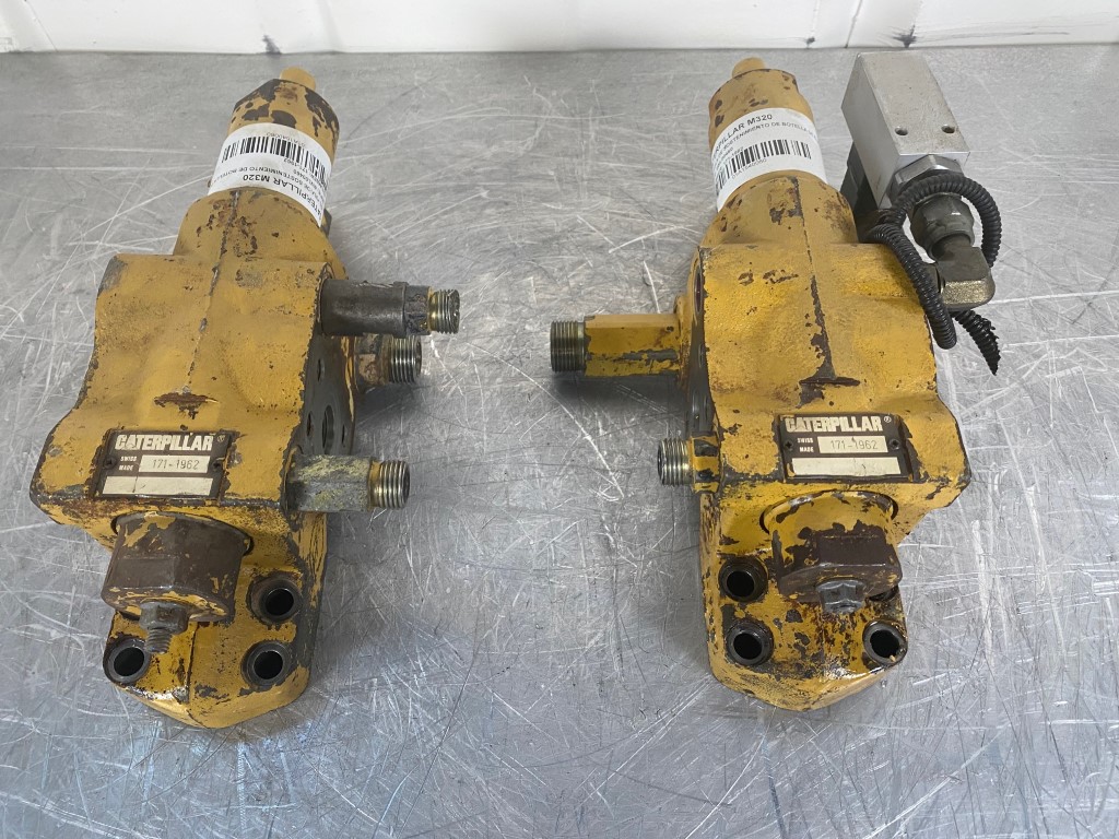 CATERPILLAR M320 171-1962 - VÁLVULA DE SOSTENIMIENTO DE BOTELLA DE ELEVACIÓN PLUMA