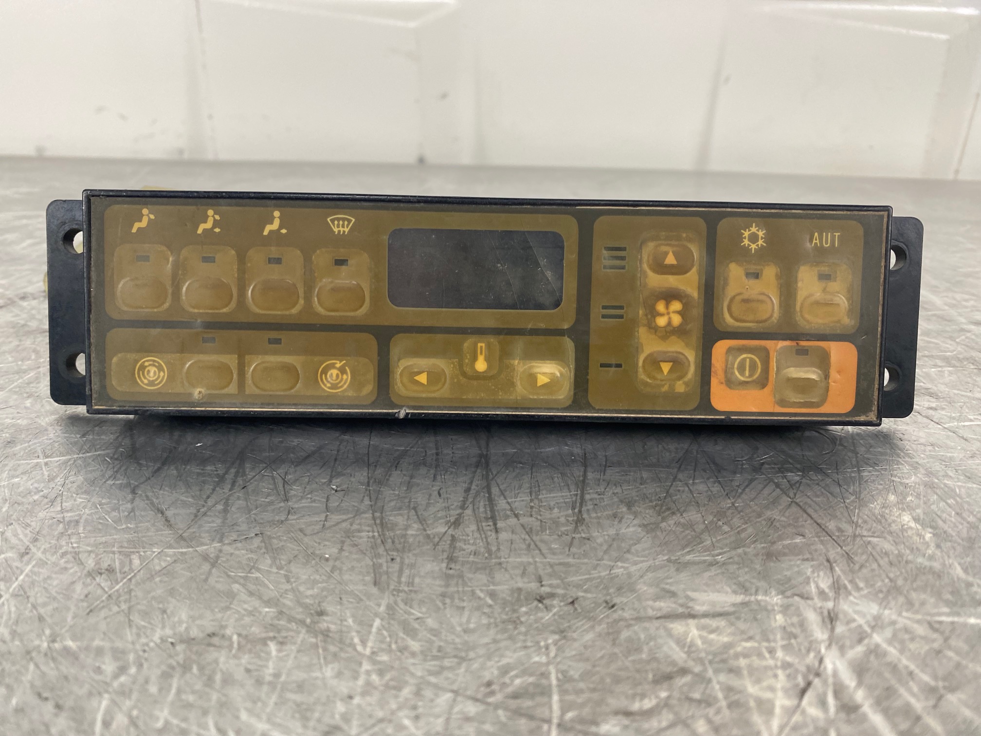 CATERPILLAR 322B 111-6414 - DISPLAY DE AIRE ACONDICIONADO - Imagen 2