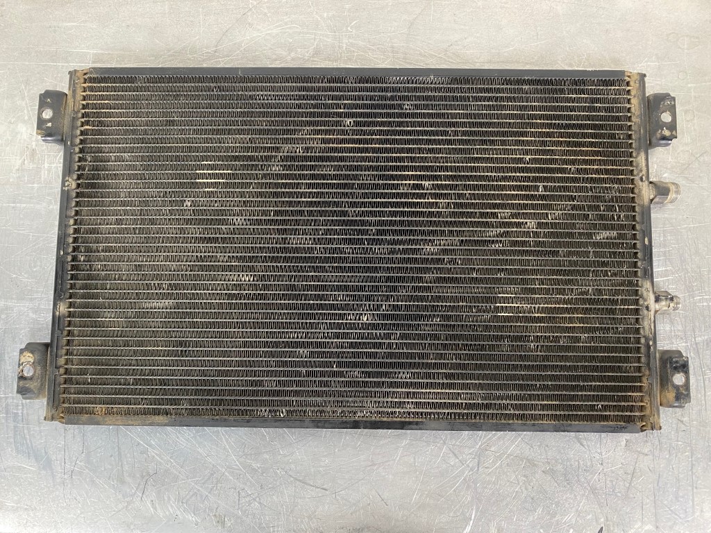 KOMATSU PC240NLC-7K 20Y-979-6131 - RADIADOR DE AIRE ACONDICIONADO - Imagen 6