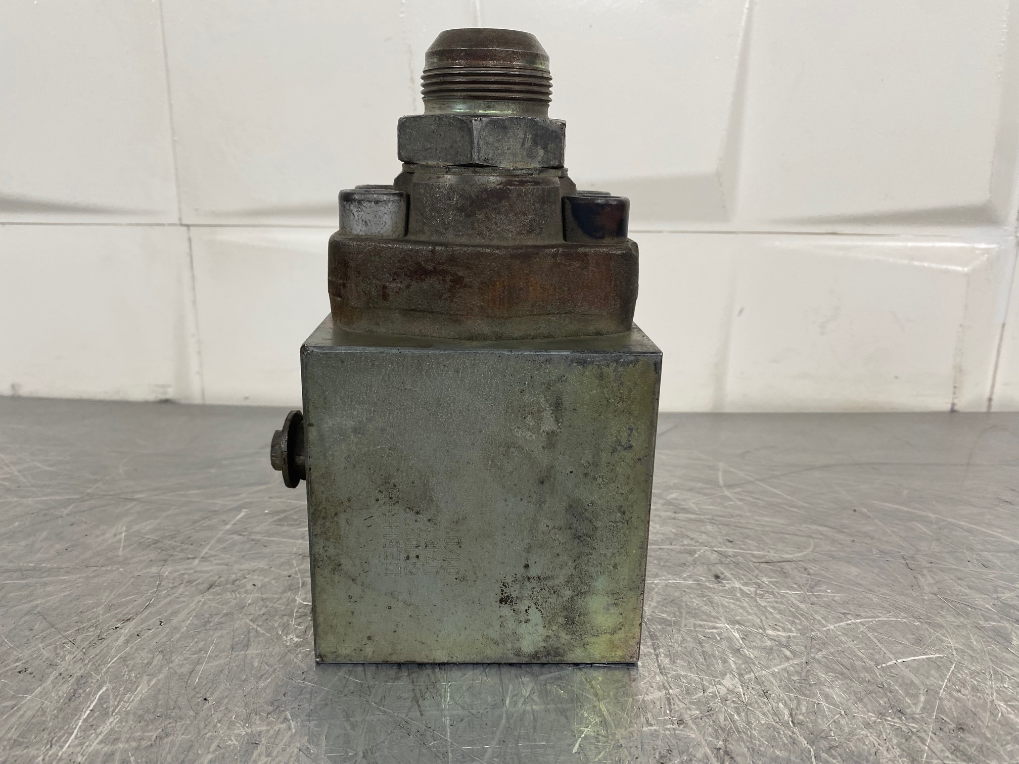 LIEBHERR R944CHDSL LITRONIC 5610273 - LLAVE DE PRESIÓN DE MARTILLO - Imagen 3