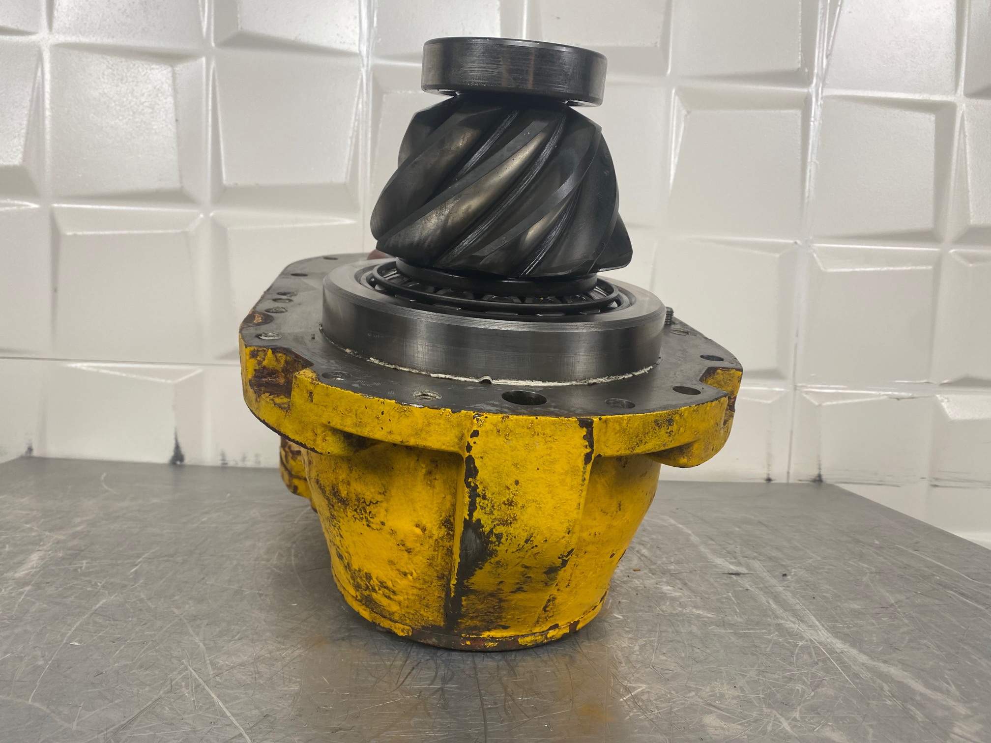 VOLVO A35 4870487 - CARCASA REDUCTORA CON PIÑONES DEL DIFERENCIAL INTERMEDIARIO - Imagen 5