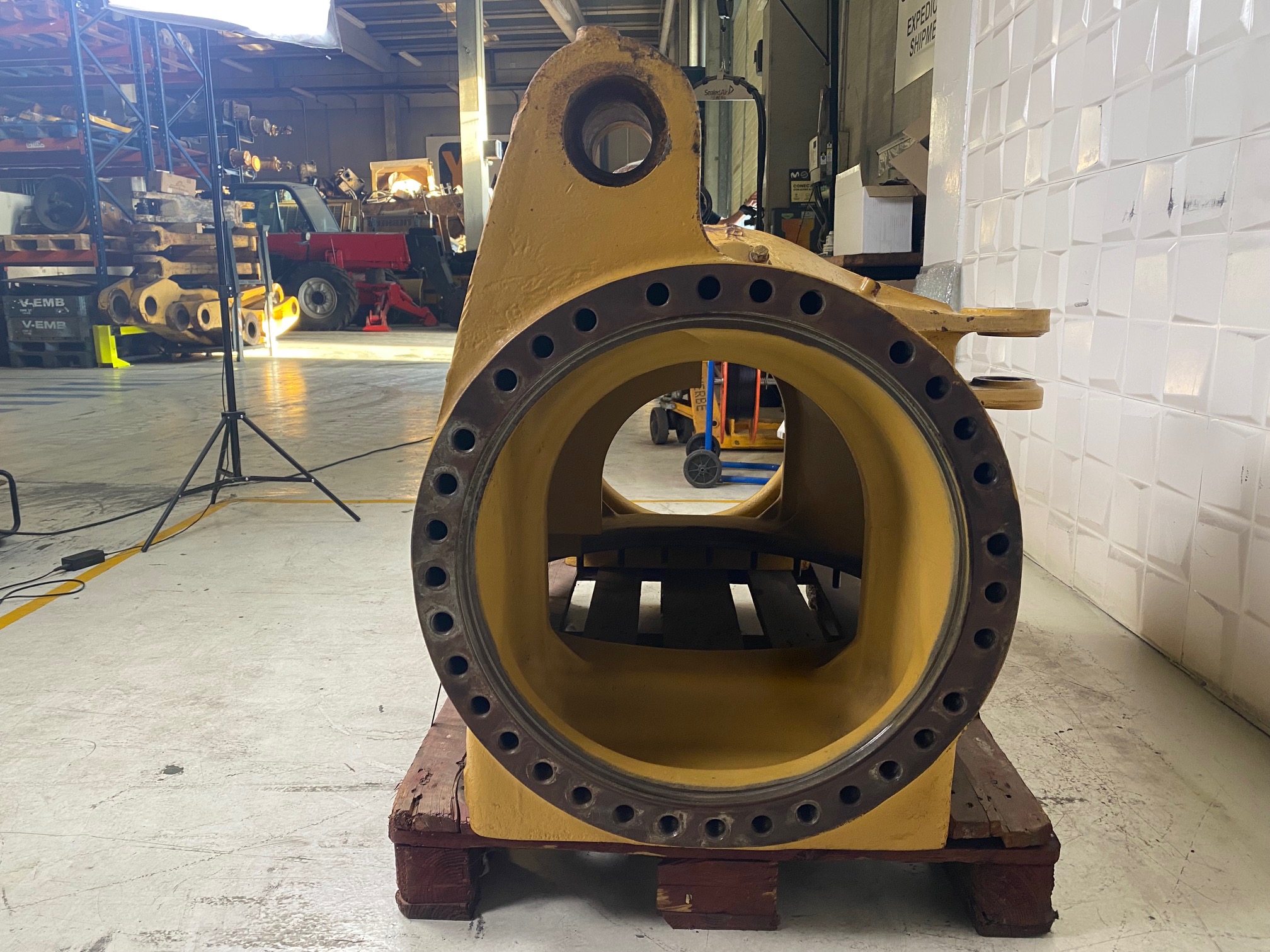 CATERPILLAR 773D - 2G-0627 - DIFFERENTIAL CENTER HOUSING - Image 4