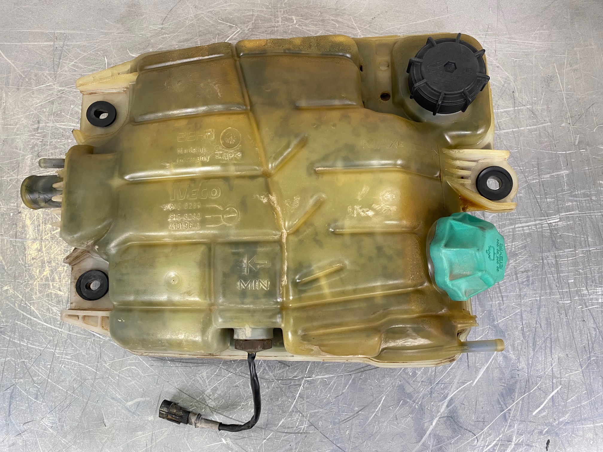 LIEBHERR L574 - 7620063 - EXPANSION BOTTLE - Image 6