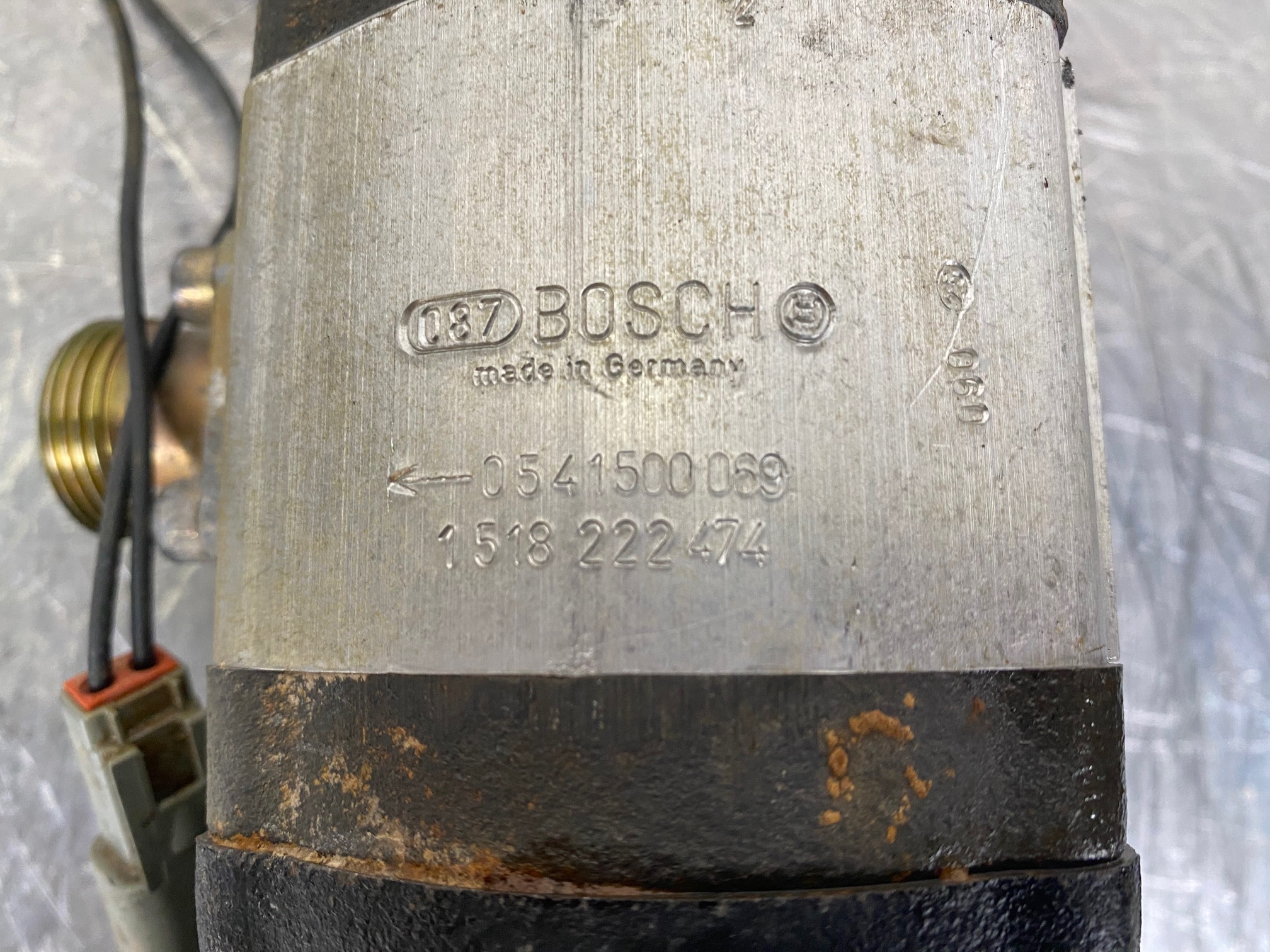 LIEBHERR L574 - 7622960 - STEERING AUXILIARY PUMP - Image 7