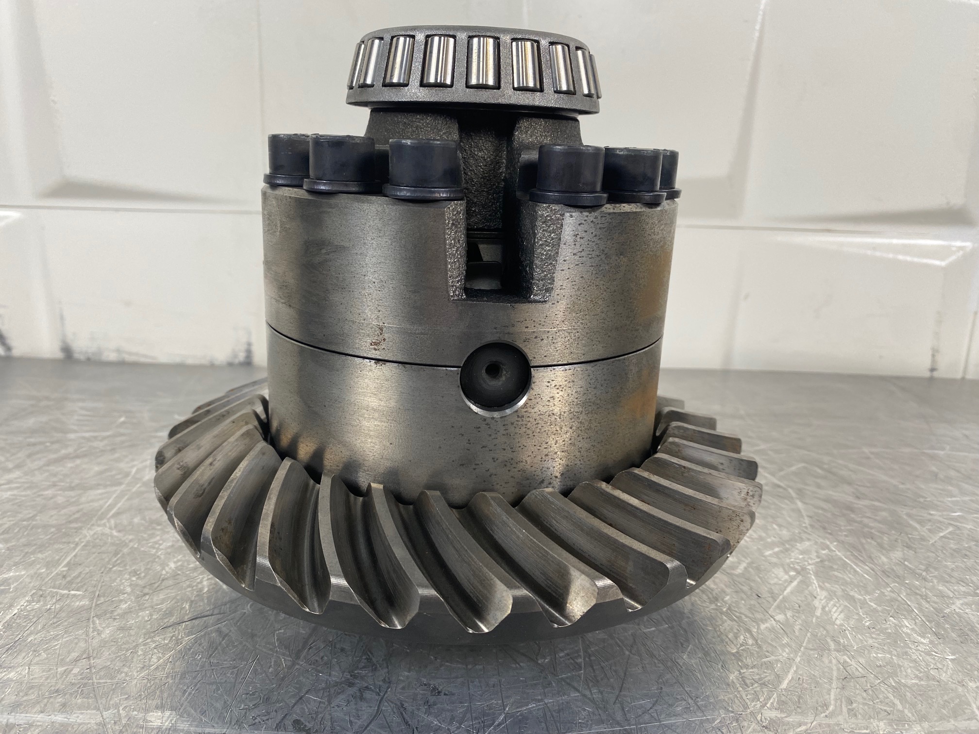 CATERPILLAR M318C - 121-7625 - FRONT DIFFERENTIAL SATELLITE GEAR BOX - Image 2