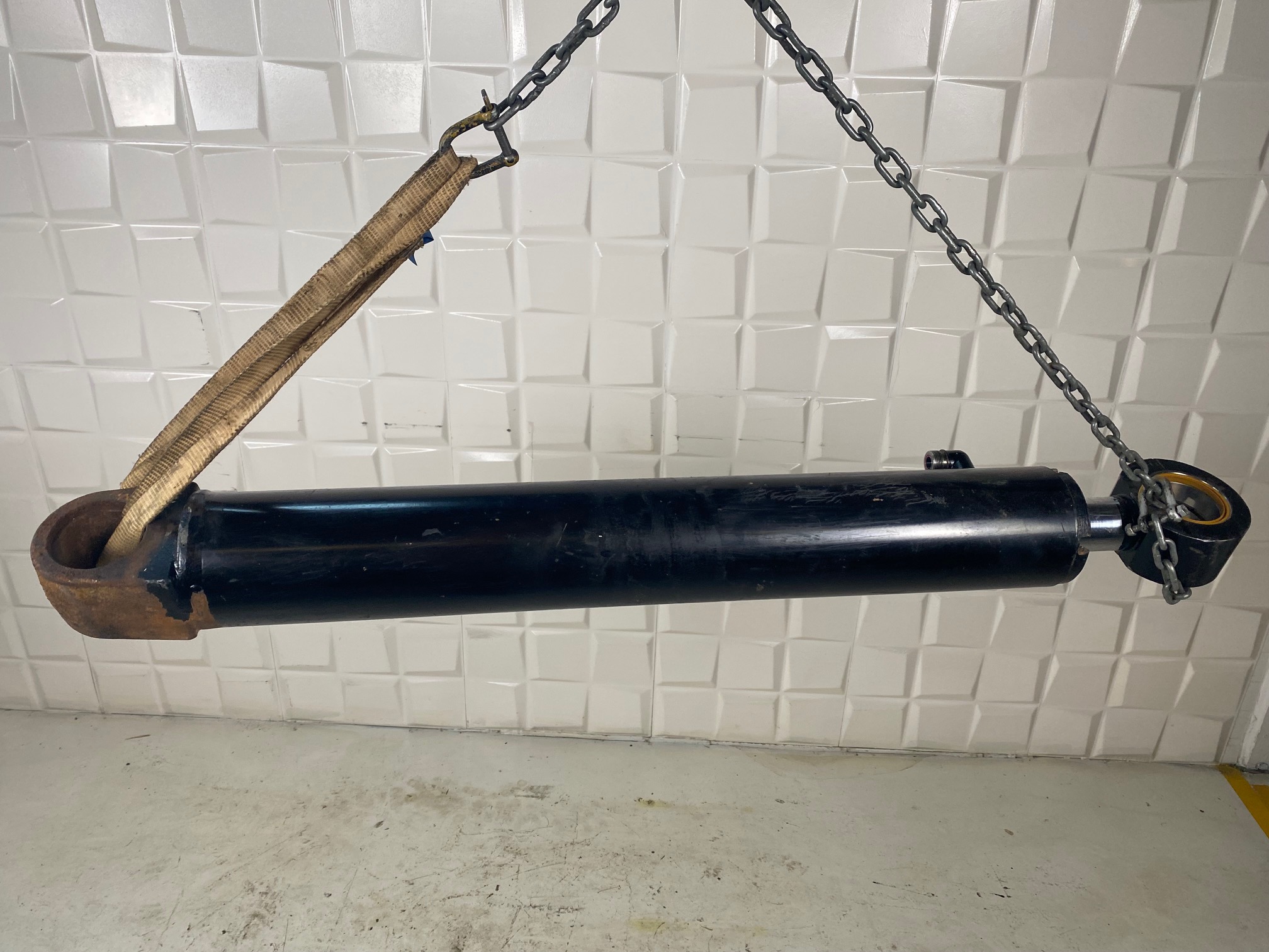 CATERPILLAR 930G - 235-6823 - LIFT CYLINDER BUCKET - Image 2