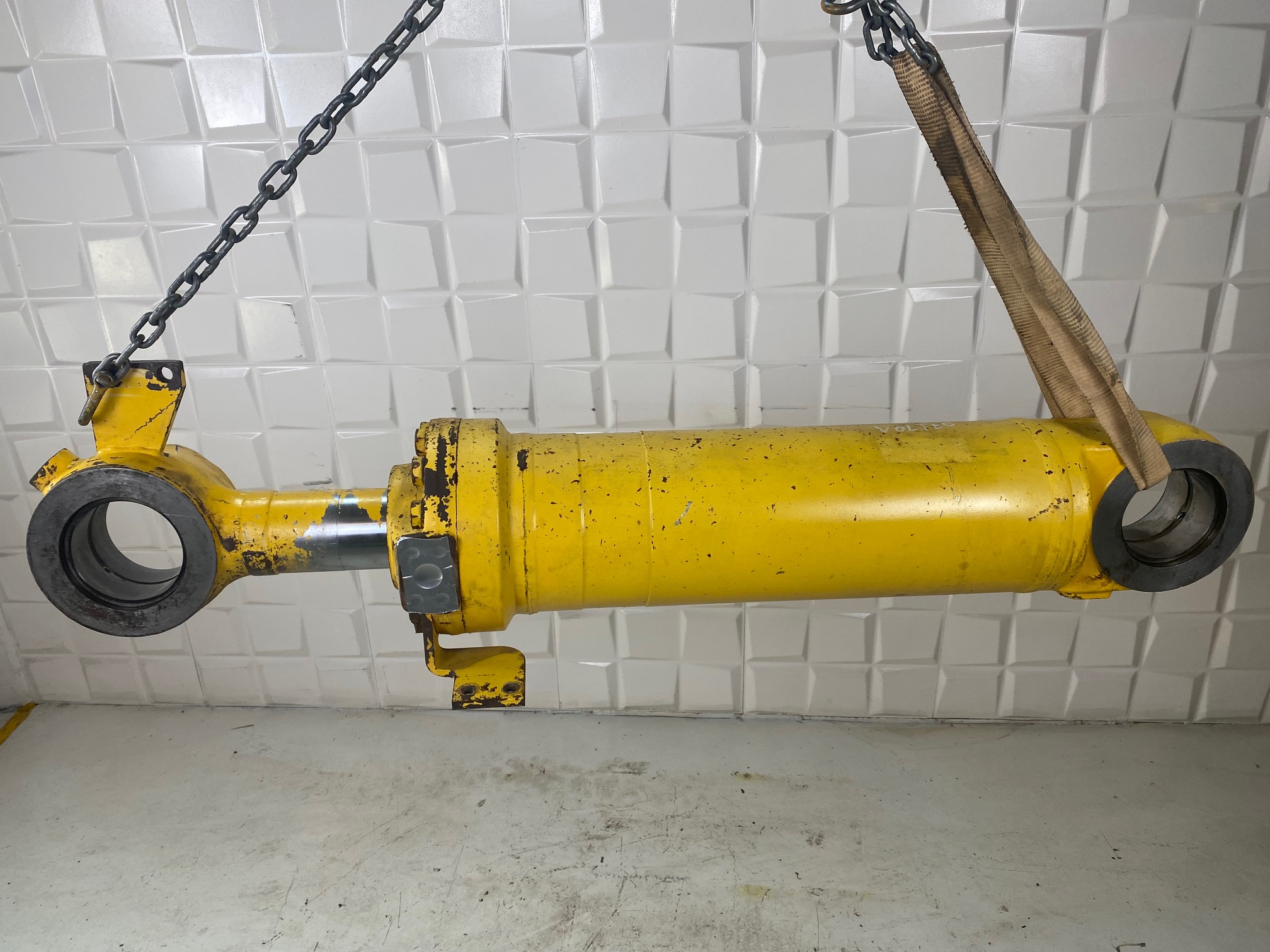 KOMATSU WA380-5H 423-63-H3120 - BOTELLA DE VOLTEO PALA - Imagen 2