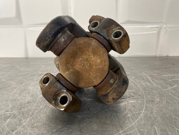 KOMATSU WA380-5H - 423-20-34111 - REAR DRIVE SHAFT - Image 5