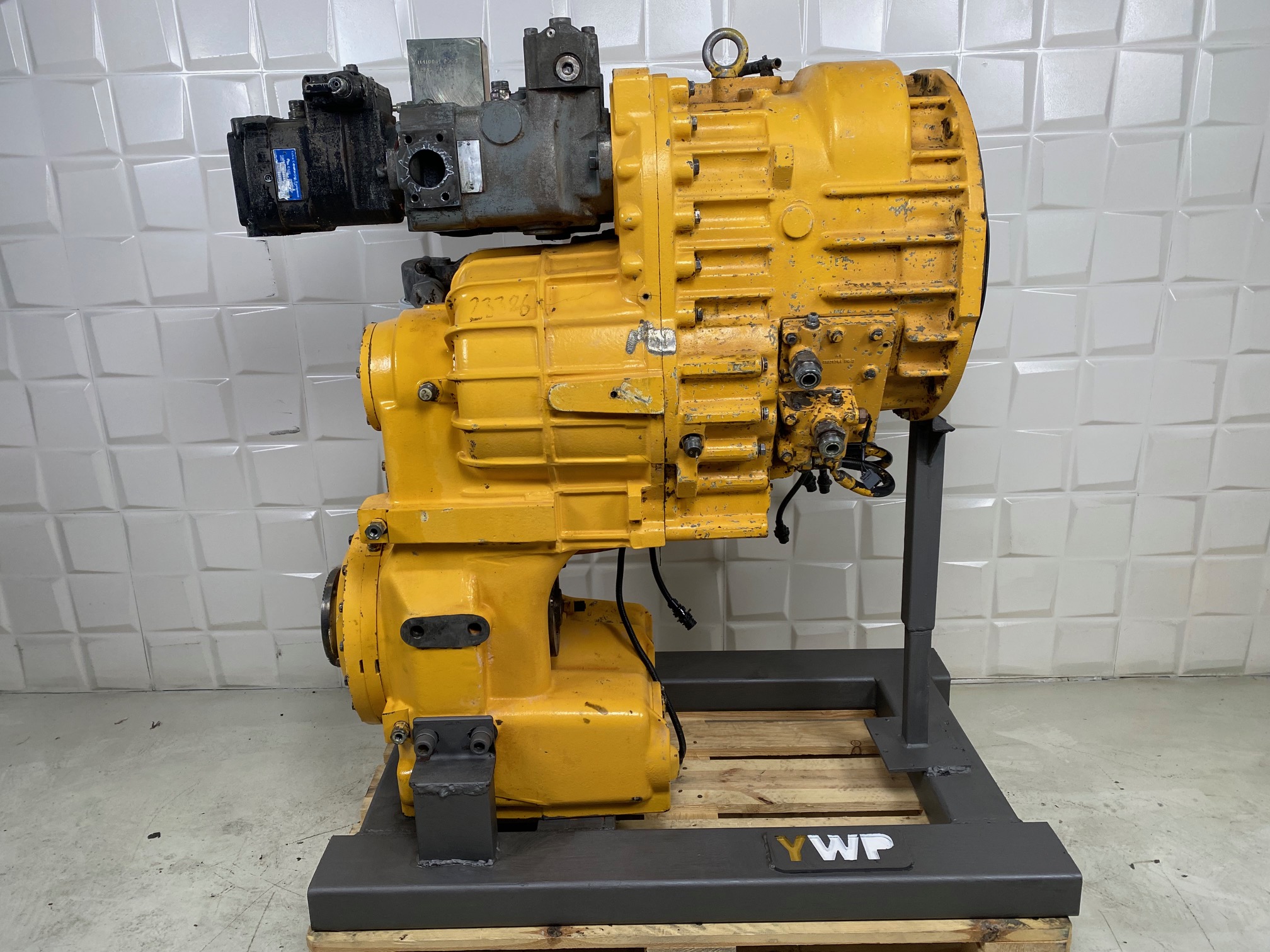 VOLVO L220E VOE22544 - SERVOTRANSMISIÓN HTE305 - Imagen 2