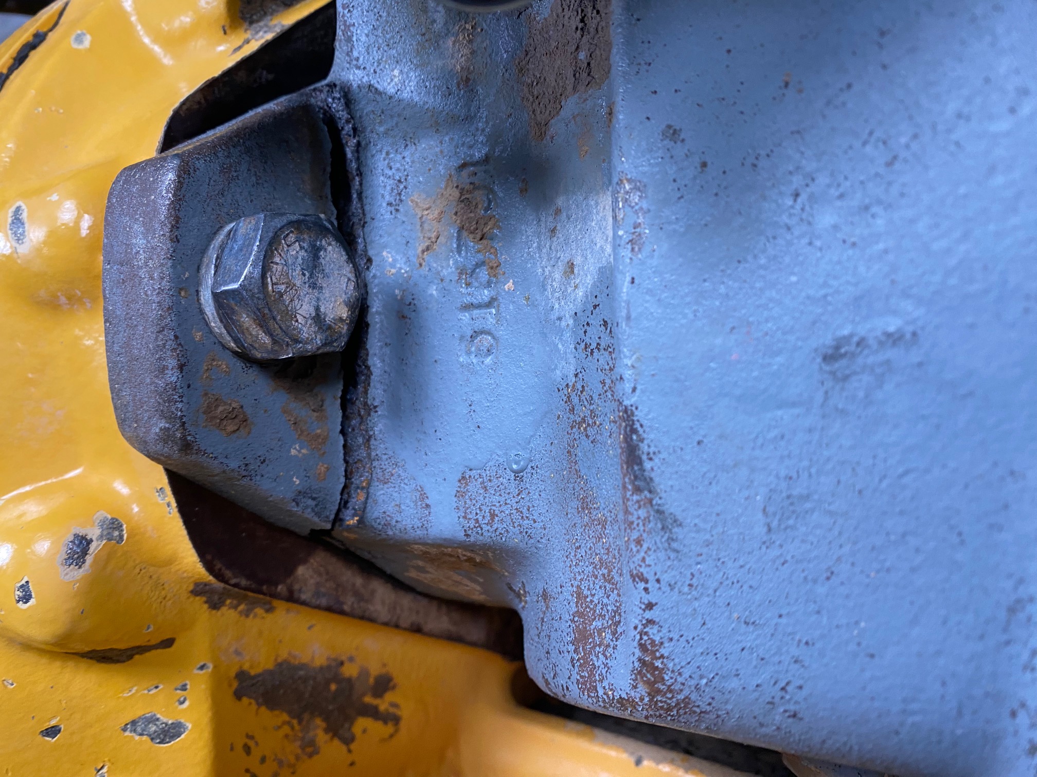 VOLVO L220E 11173536 - BOMBA DE SERVICIOS - Imagen 4